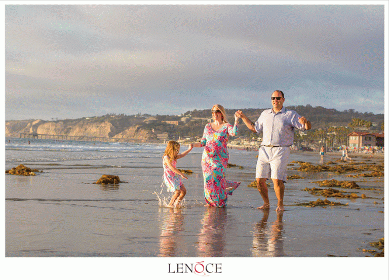 beach-family-jump-lajolla-lenoce