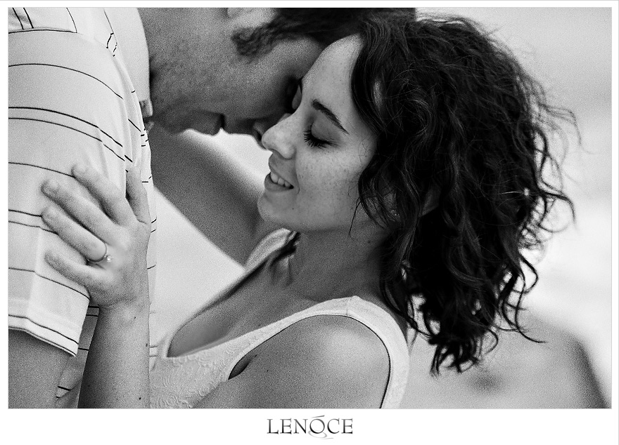 engaged-girl-black-white-lajolla-lenoce8-18