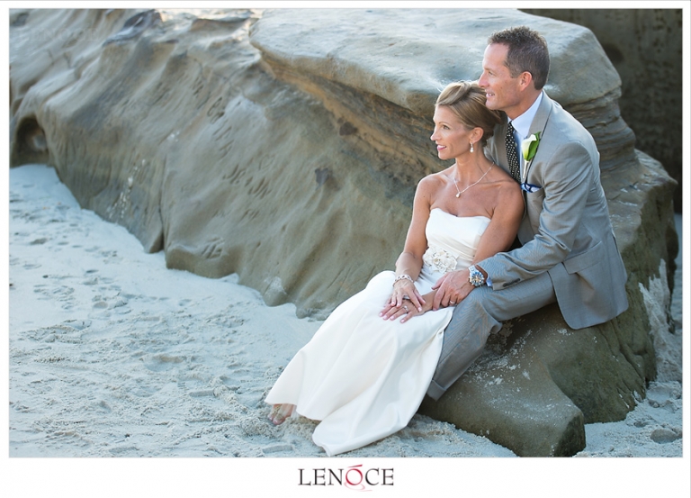lajolla-wedding-windansea-lenoce9-12