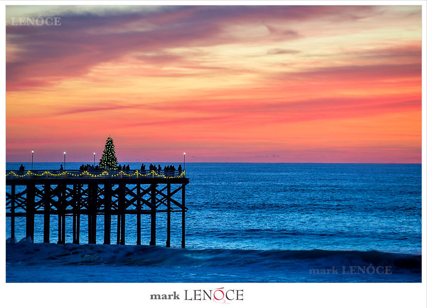 Crystal Pier Christmas Tree - Pacific Beach | Merry Christmas! - San ...