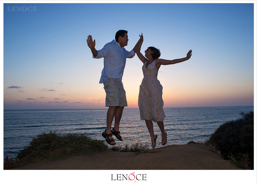high-five-engagement-sunset-cliffs-lenoce5-24